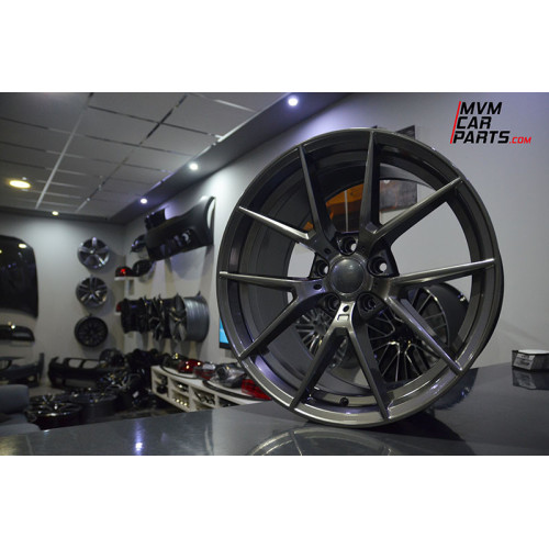 Juego de 4 Llantas 18 BMW M3 F80 Hyper Silver BM015