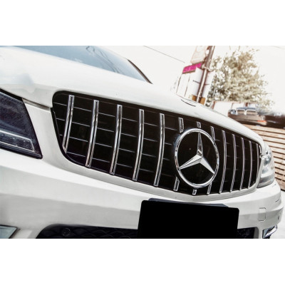 Parrilla frontal Mercedes Clase C W204 tipo Panamericana Cromada