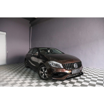 Parrilla frontal Mercedes Clase A W176 Facelift tipo Panamericana Negra