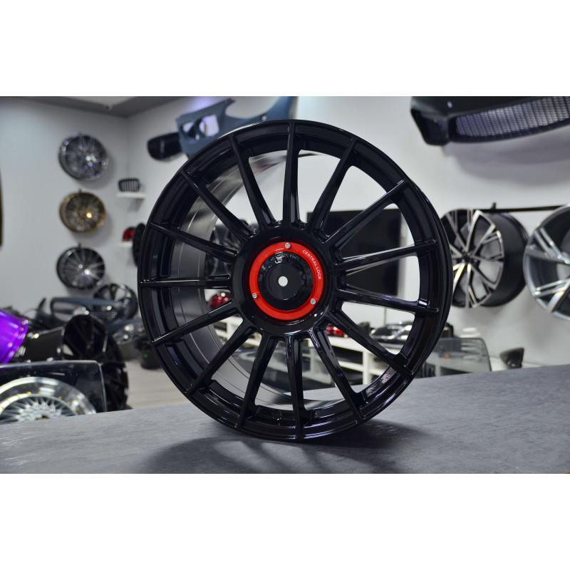 Juego de 4 Llantas 19 EVO Black VW042 look OZ LM Superturismo