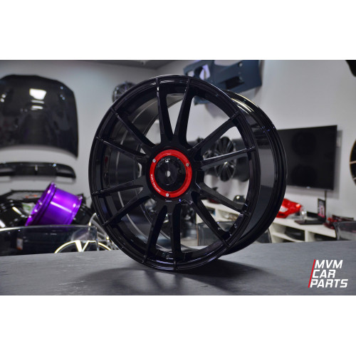 Juego de 4 Llantas 18 EVO Ultra Black VW045 look OZ Ultraleggera