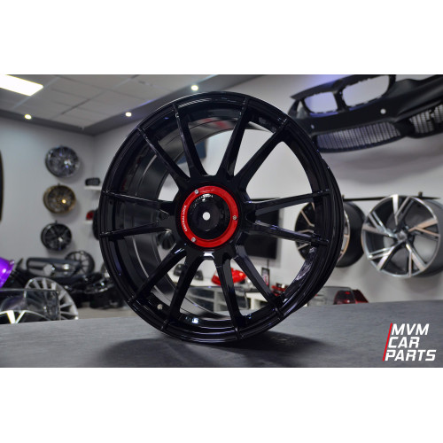 Juego de 4 Llantas 18 EVO Ultra Black VW045 look OZ Ultraleggera