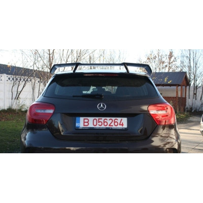 Aleron Mercedes Clase A W176 tipo A45 AMG