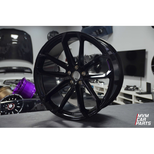 Juego de 4 Llantas 21 para Porsche Parma Black P031