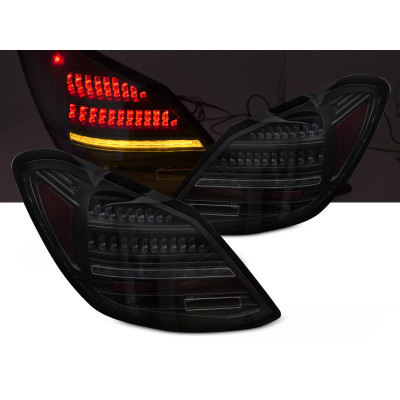 Pilotos Traseros LED Secuenciales Ahumados para Mercedes Clase C W205 (2014–2021)