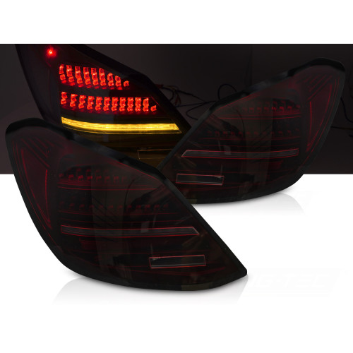 Pilotos Traseros LED Secuenciales Rojo Ahumado para Mercedes Clase C W205 (2014–2021)