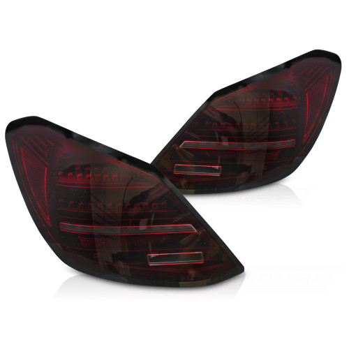 Pilotos Traseros LED Secuenciales Rojo y Negro para Mercedes Clase C W205 (2014–2021)