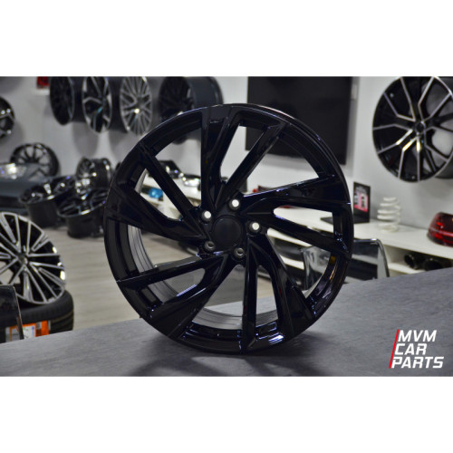 Juego de 4 Llantas 18 GTI8 Black VW049