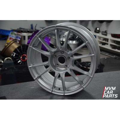 Juego de 4 Llantas 18 Tipo OZ Ultraligera Ultralight Silver Plata VW059