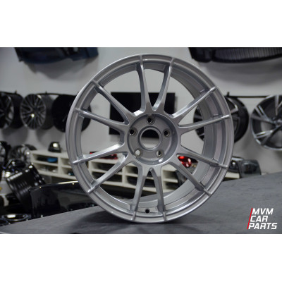 Juego de 4 Llantas 18 Tipo OZ Ultraligera Ultralight Silver Plata VW059
