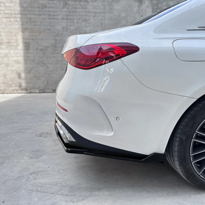 Añadido de Difusor Trasero Mercedes Clase C W206 Sedan Negro Brillo