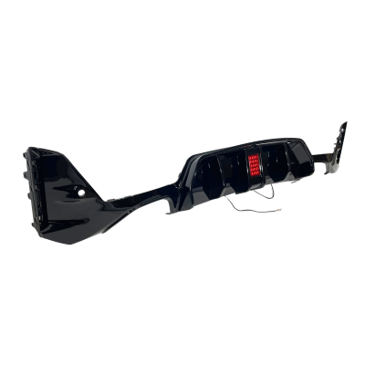 Difusor Trasero BMW Serie 3 G20  G21 LCI 2023+ Look Competition Negro Brillo Luz de freno led