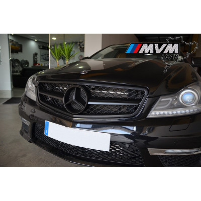 Parrilla frontal Mercedes Clase C W204 tipo C63 AMG Negra mate