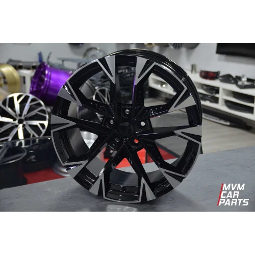 Juego de 4 Llantas 18 Ezra S020