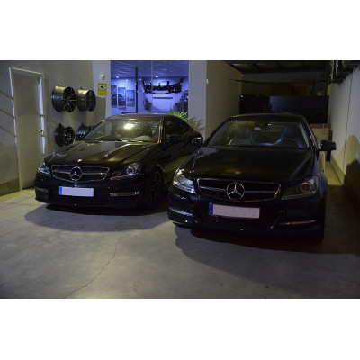 Parrilla frontal Mercedes Clase C W204 tipo C63 AMG
