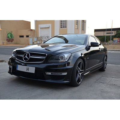 Parrilla frontal Mercedes Clase C W204 tipo C63 AMG