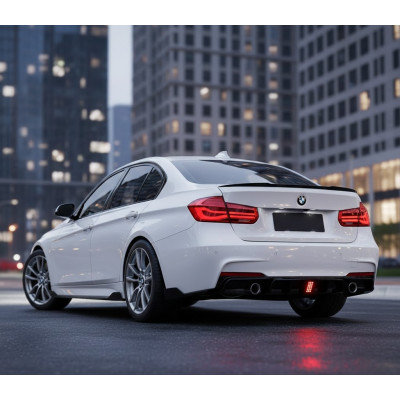 Difusor Trasero BMW Serie 3 F30 F31 con Luz de Freno LED y Doble Salida Individual