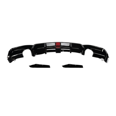 Difusor Trasero BMW Serie 3 F30 F31 con Luz de Freno LED y Doble Salida Individual