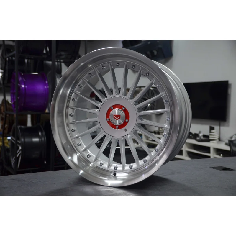 Juego de 4 Llantas 18 Mint Silver BM146