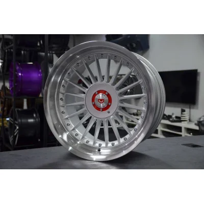 Juego de 4 Llantas 18 Mint Silver BM146