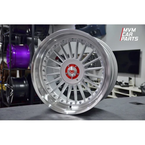 Juego de 4 Llantas 18 Mint Silver BM146