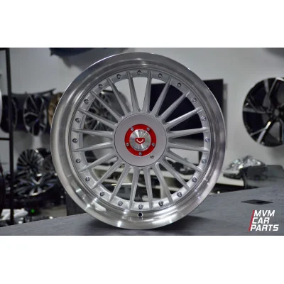 Juego de 4 Llantas 18 Mint Silver BM146