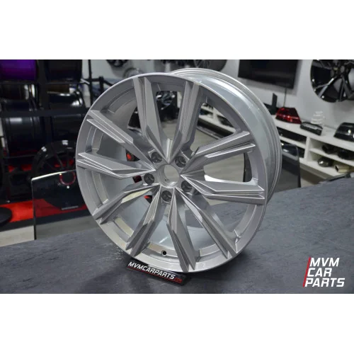 Juego de 4 Llantas 19 Quarz Silver AU101