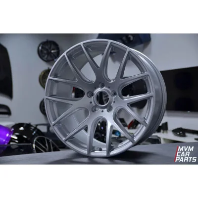 Juego de 4 Llantas 18 CSL Silver Polish BM093