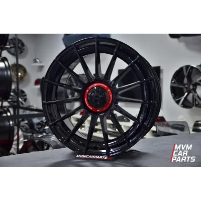 Juego de 4 Llantas 18 Aero Black Red Cap VW067 Look OZ Superturismo