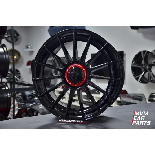 Juego de 4 Llantas 19 Aero Black Red Cap VW067 Look OZ Superturismo