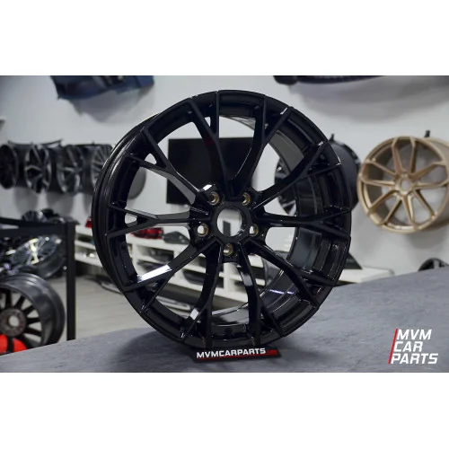 Juego de 4 Llantas 19 MK8 R Full Black VW066