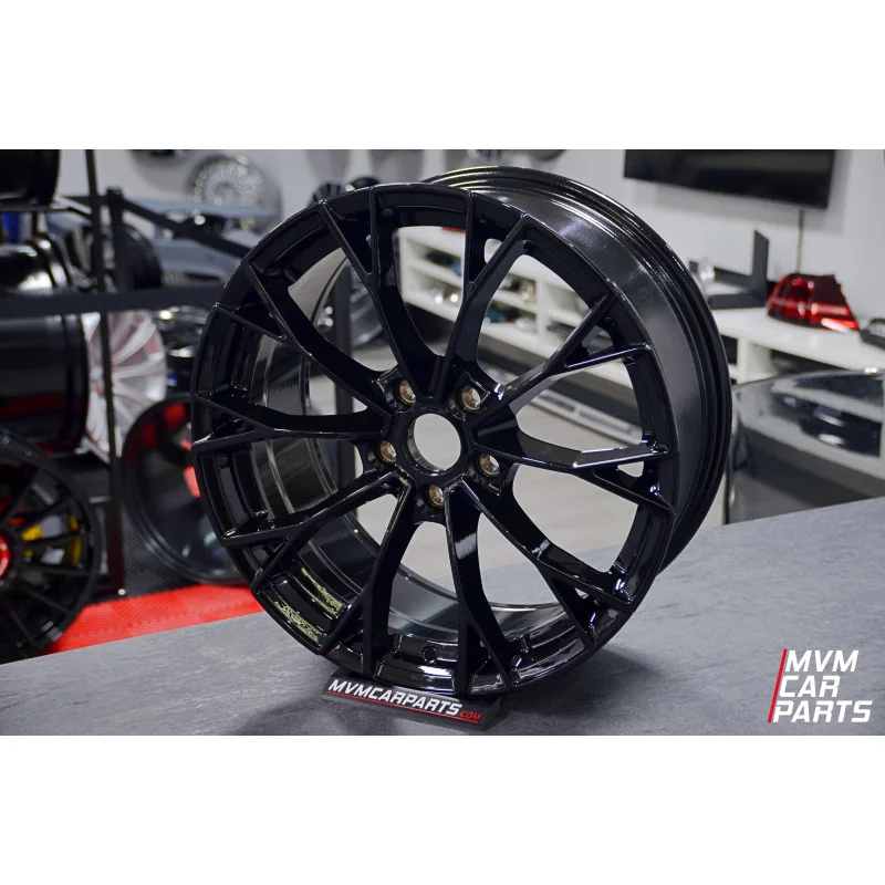 Juego de 4 Llantas 19 MK8 R Full Black VW066