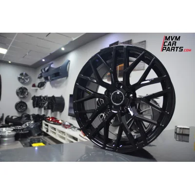 Juego de 4 Llantas 19 New R8 FullBlack AU059