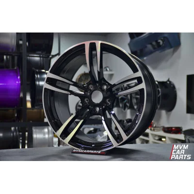Juego de 4 Llantas 18 BMW M4 F82 Black BM017