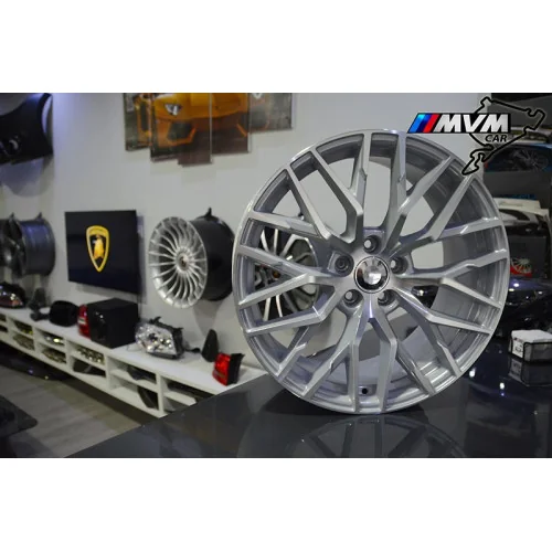 Juego de 4 Llantas 18 New Audi R8 Silver AU035